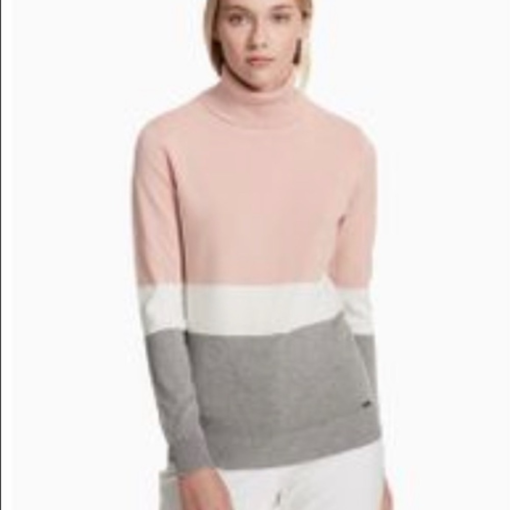 Calvin Klein Turtle Neck